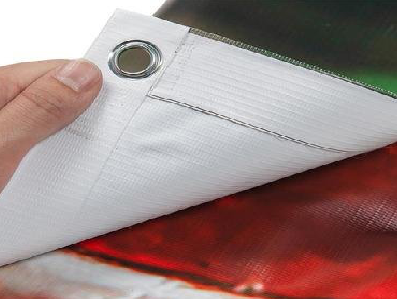 康定喷绘和刀刮布的工艺区别。